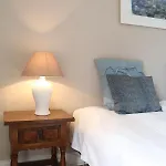 לינה וארוחת בוקר Manoir Du Taillis 3*