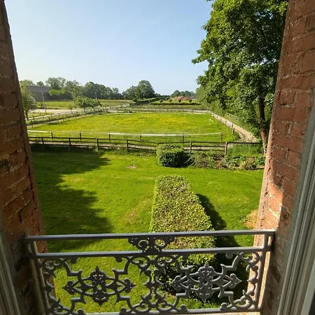 Haras Du Taillis 3* Heugon