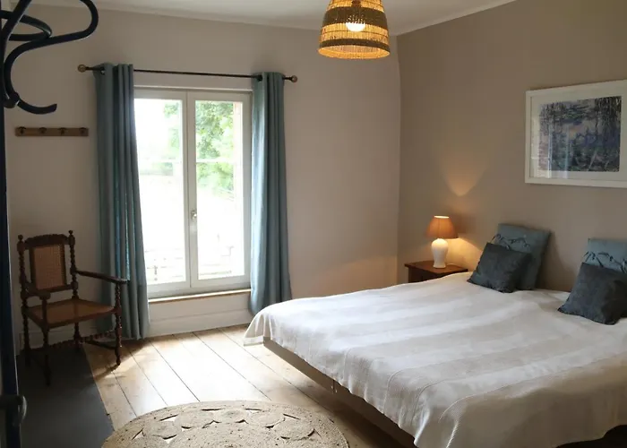 Manoir Du Taillis Bed and Breakfast 3*