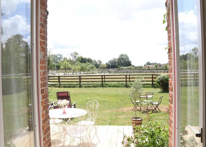 Manoir Du Taillis Bed and Breakfast Heugon