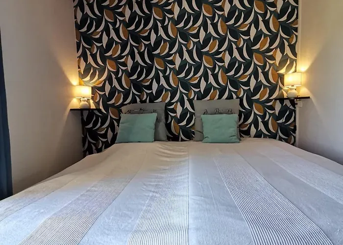 Manoir Du Taillis Bed and Breakfast